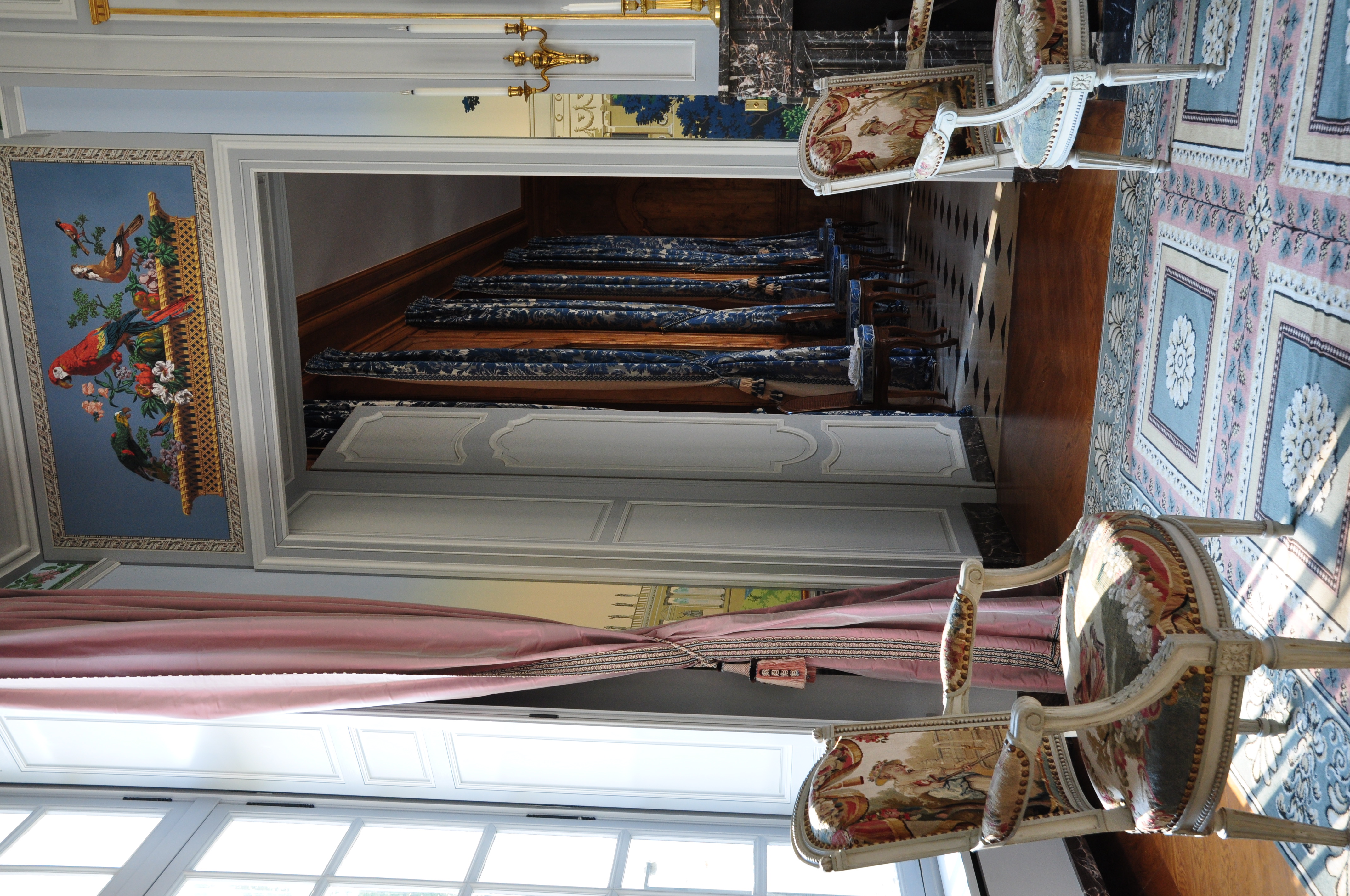 Corbeville — petit salon
