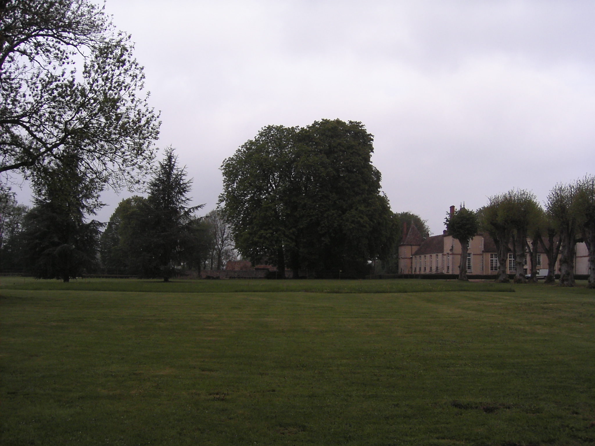 Château in the Yvelines — garden