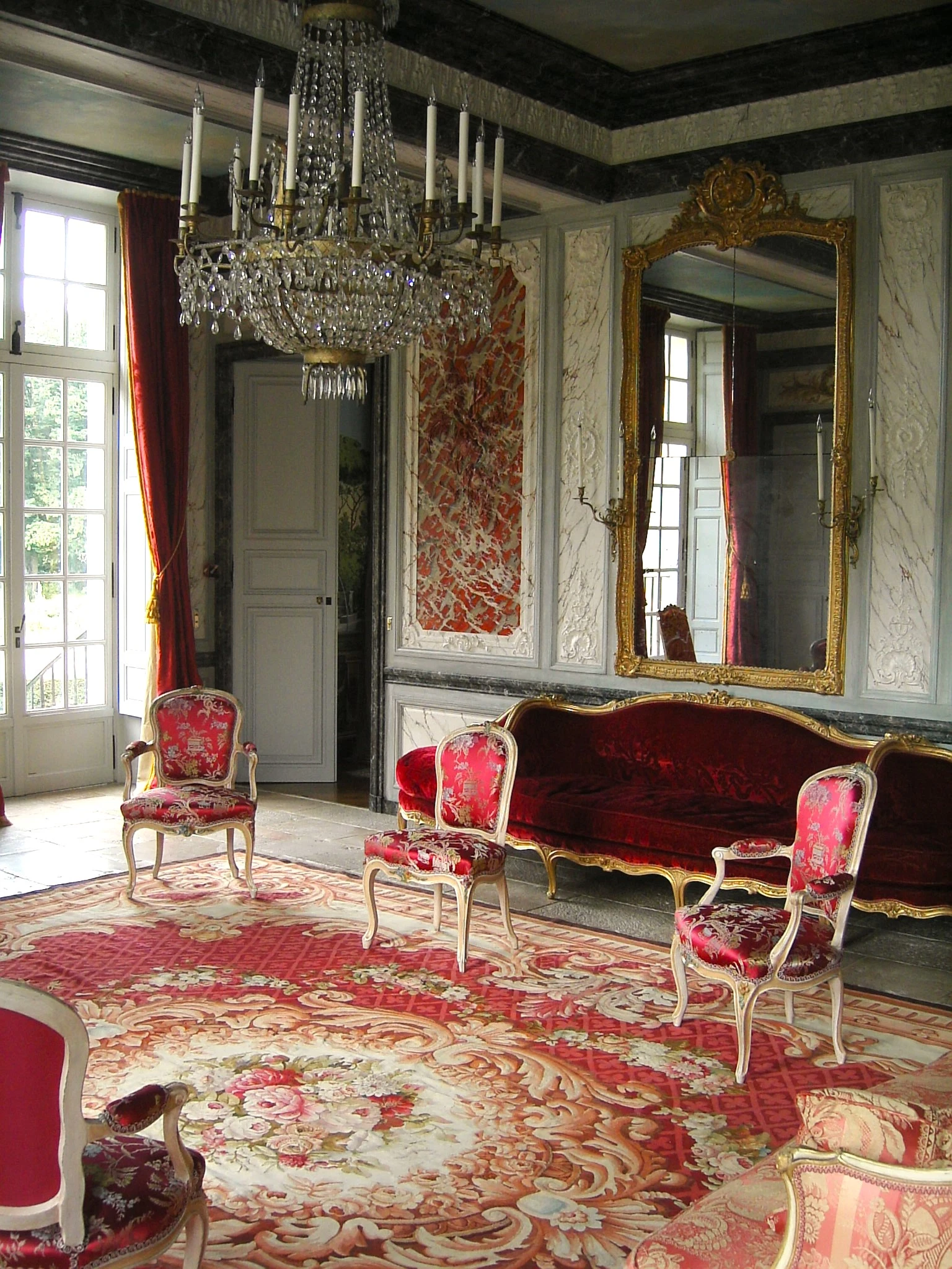 Château in the Yvelines — interior