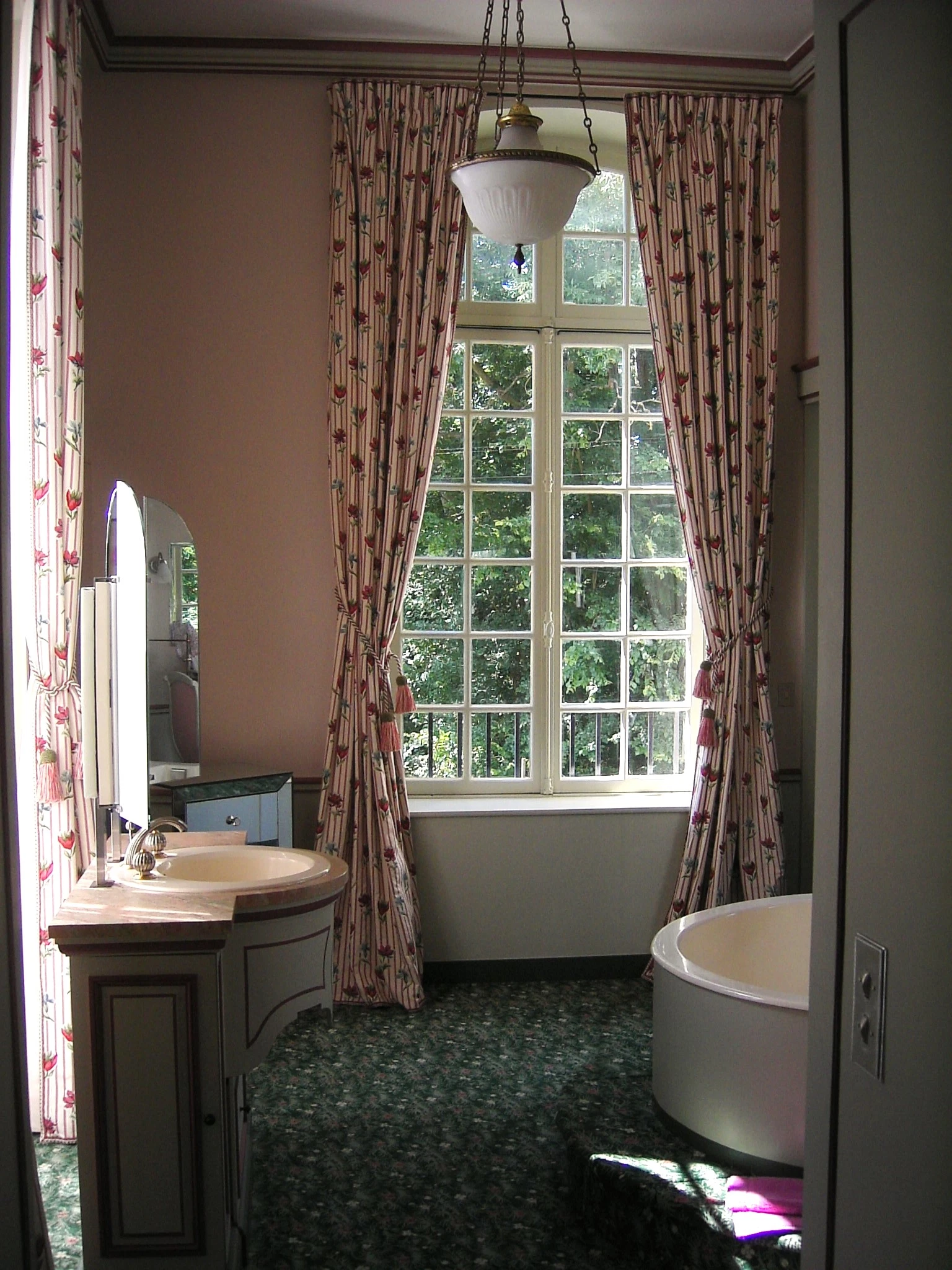 Château in the Yvelines — interior