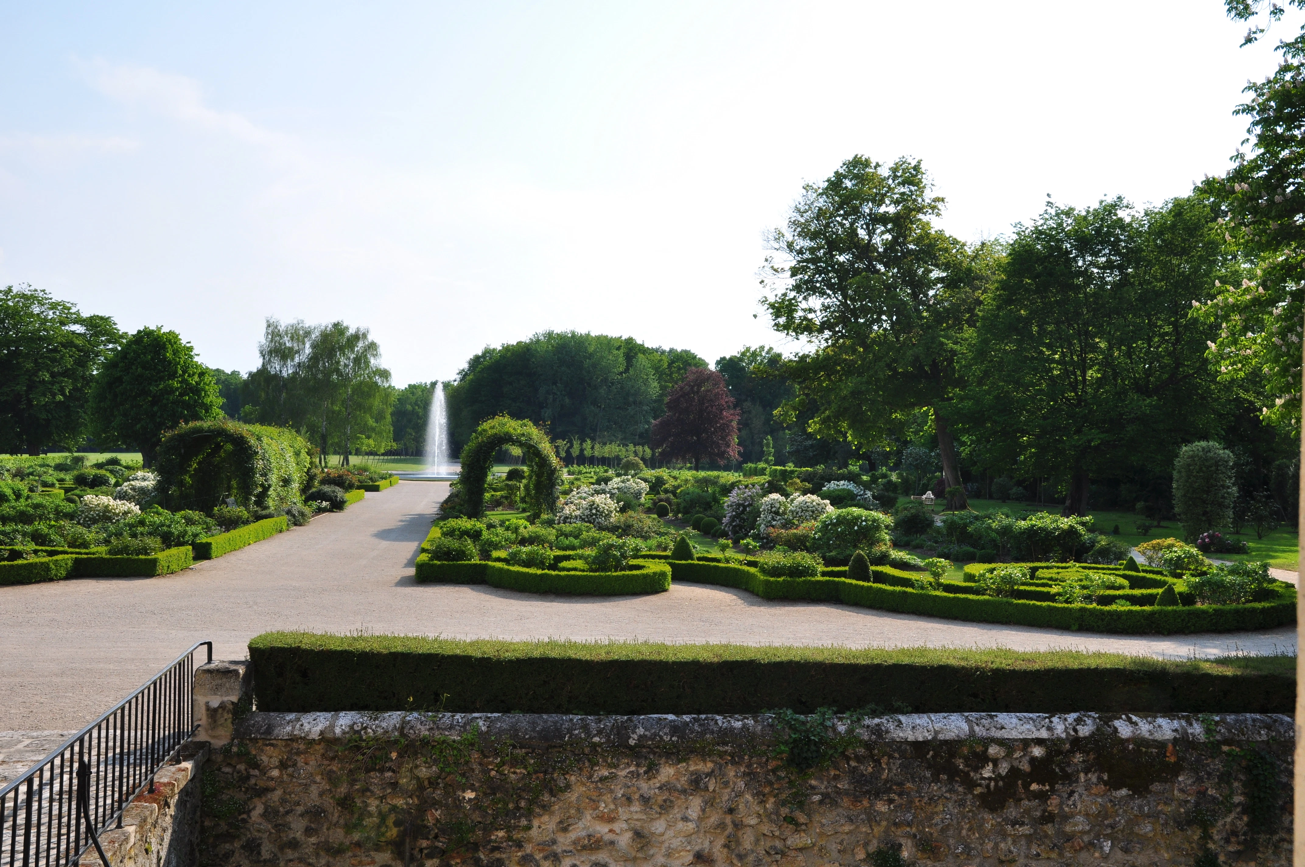 Château in the Yvelines — garden